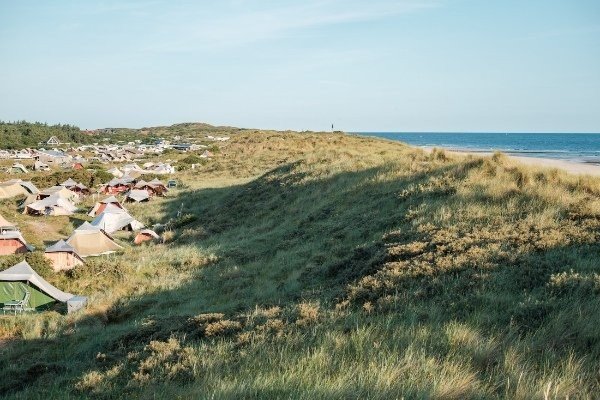 Camping in de duinen van Vlieland